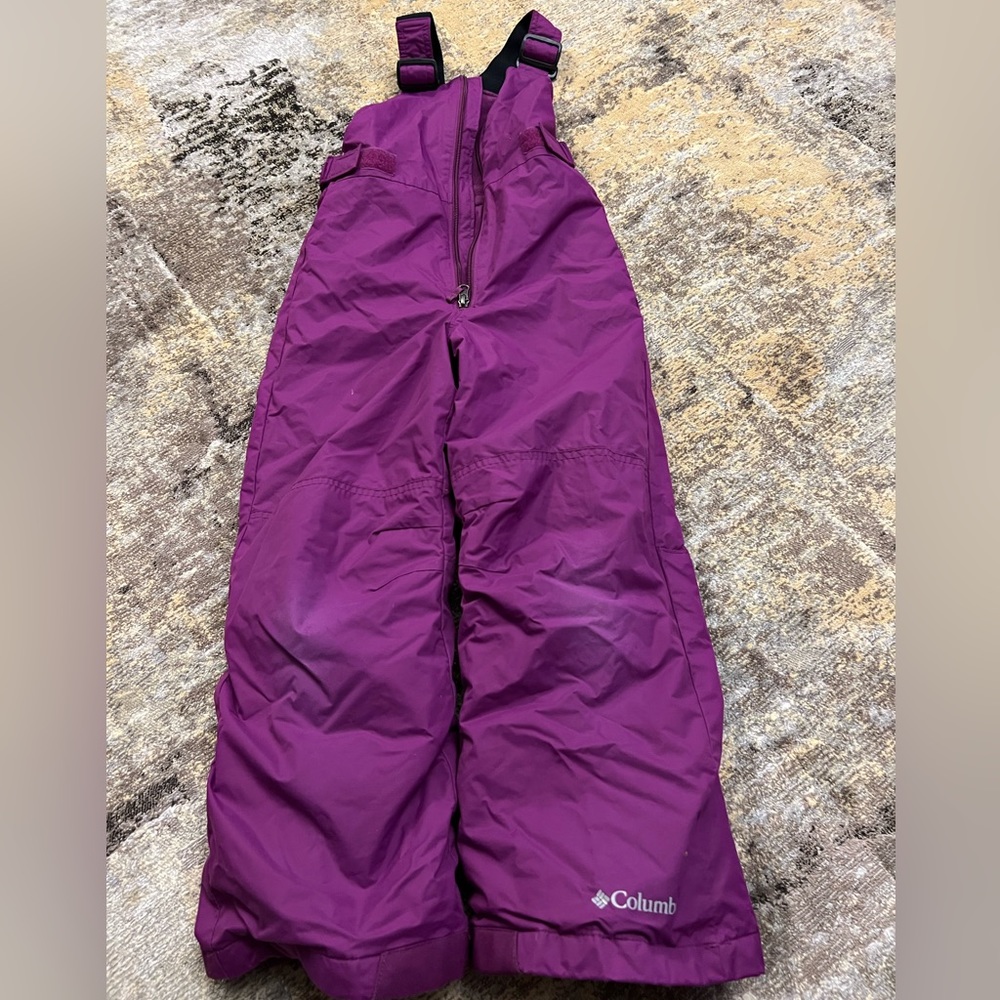 SOLD.Columbia girl snow bib/ pants (XS /5-6X)